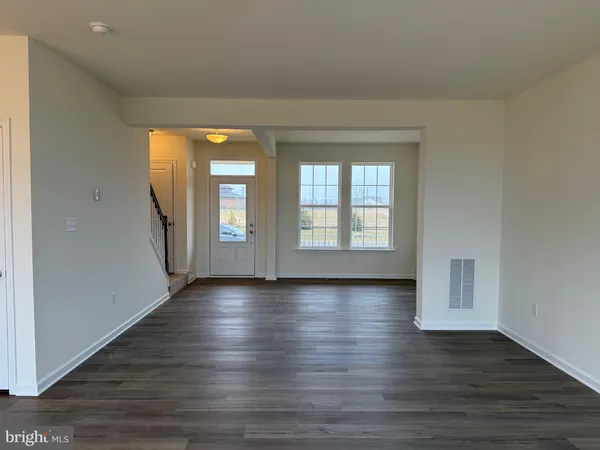 $1,950 | 414 Maclaren Lane, Middletown, DE 19709