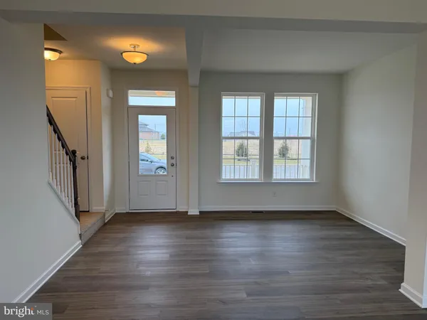 $1,950 | 414 Maclaren Lane, Middletown, DE 19709