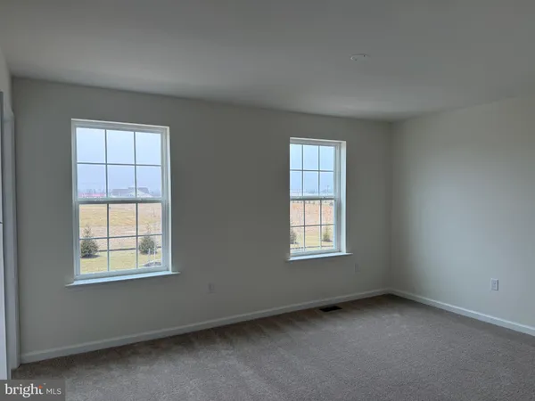 $1,950 | 414 Maclaren Lane, Middletown, DE 19709