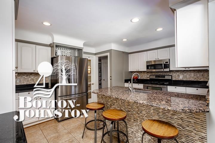 884 North Renaud Road Grosse Pointe Woods, MI 48236 - Photo 14 of 54