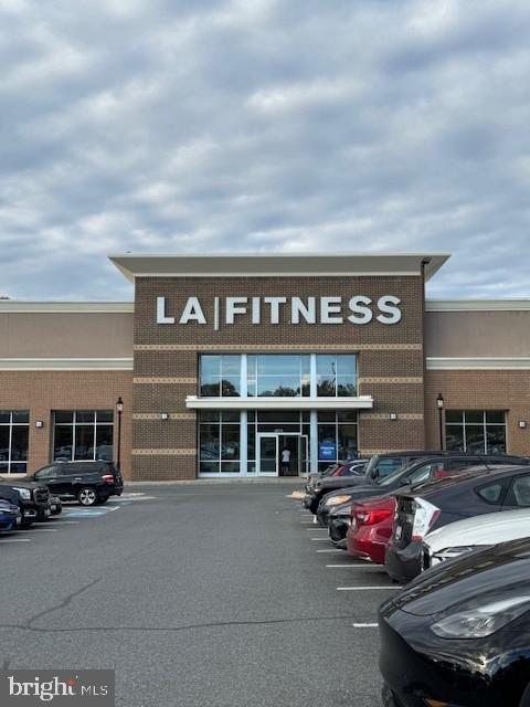 14901 McKisson Court, Unit 7CC Silver Spring, MD 20906 - Photo 29 of 34 LA Fitness Gym 1 . 3 miles (GoogleMaps)