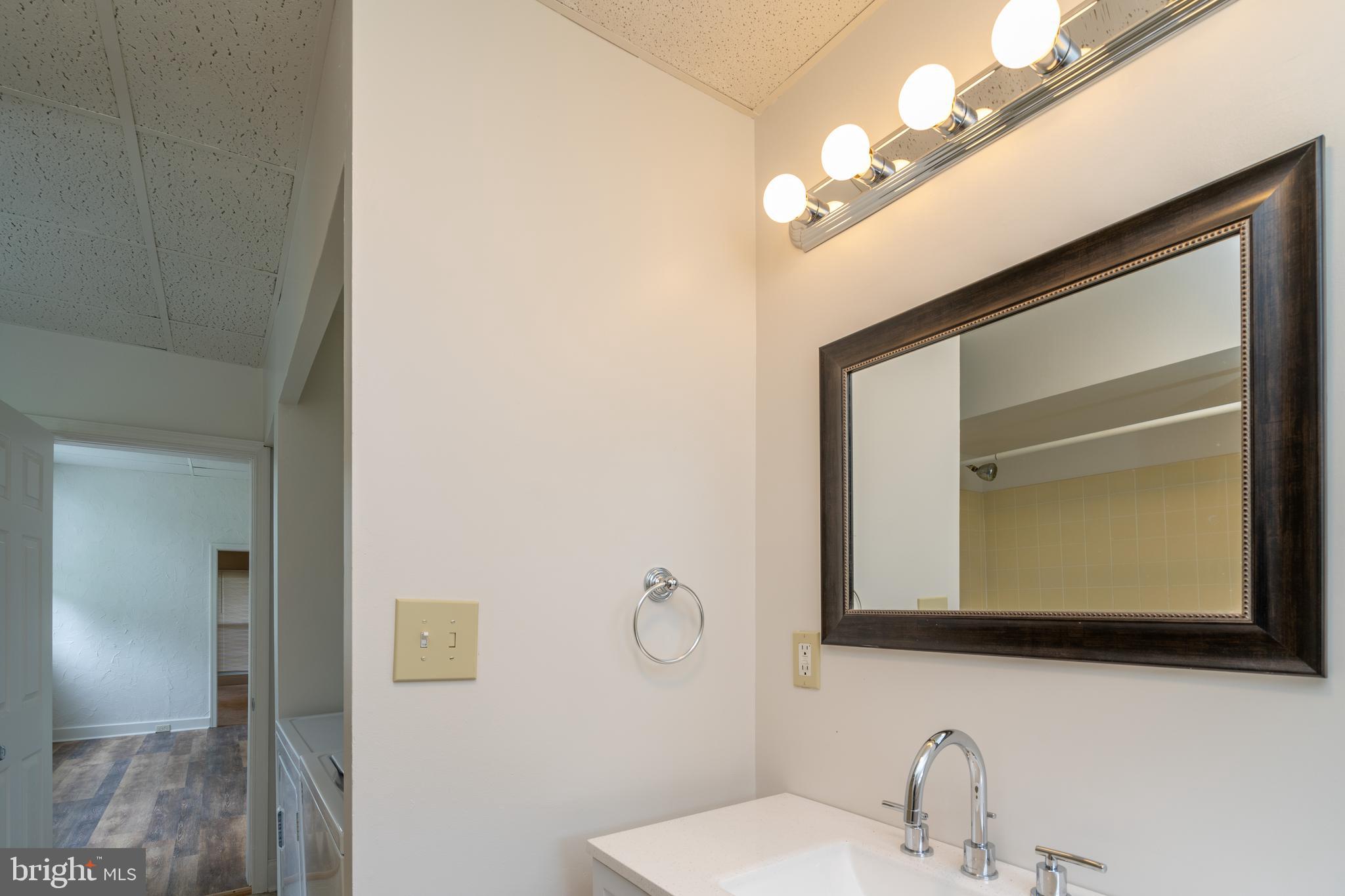 1722 South Rolling Road Baltimore, MD 21227 - Photo 14 of 37