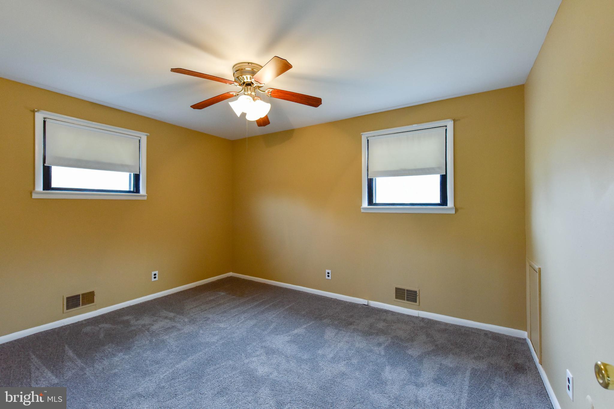 573 Lambs Road Pitman, NJ 08071 - Photo 15 of 32