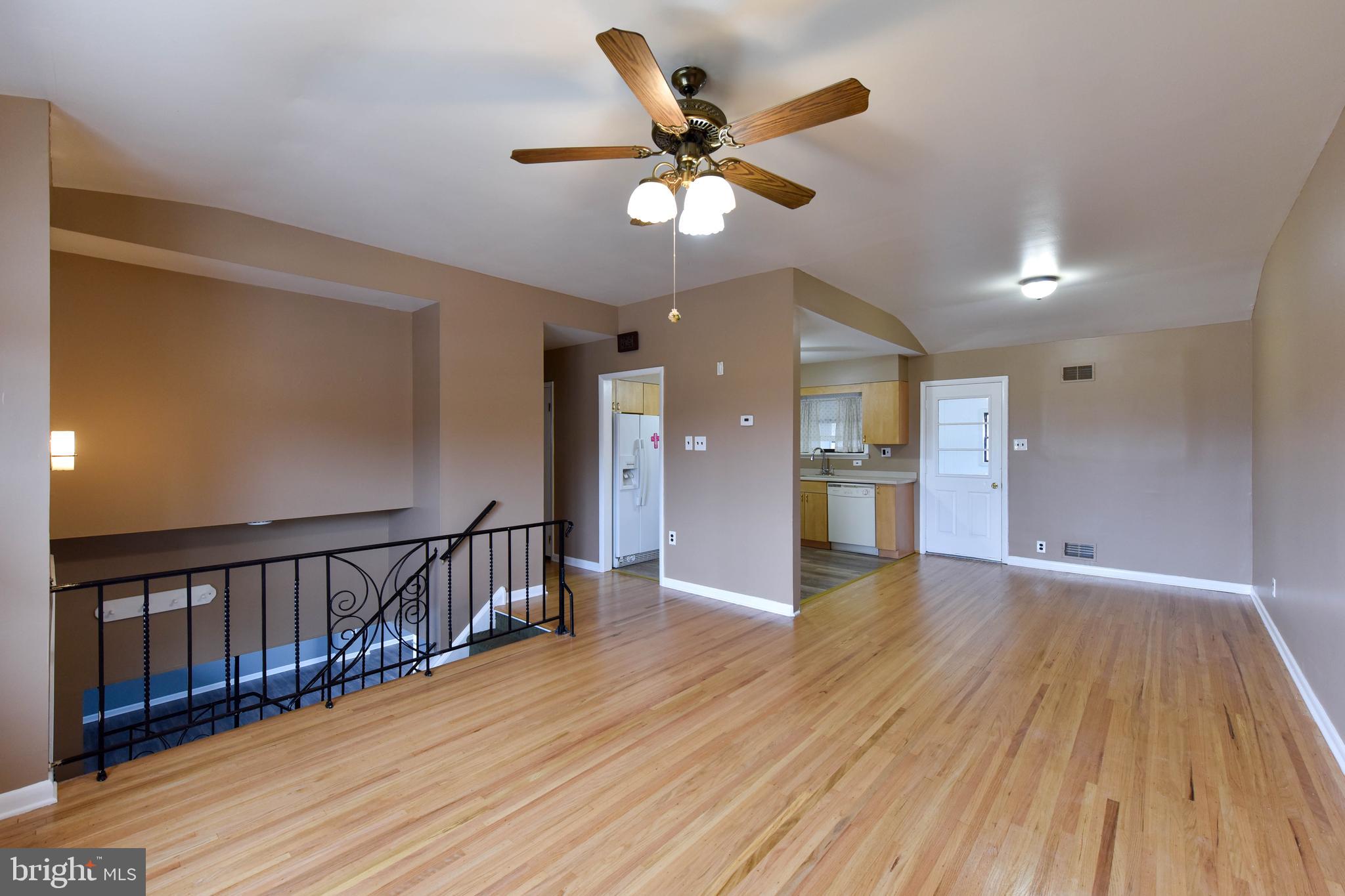 573 Lambs Road Pitman, NJ 08071 - Photo 4 of 32