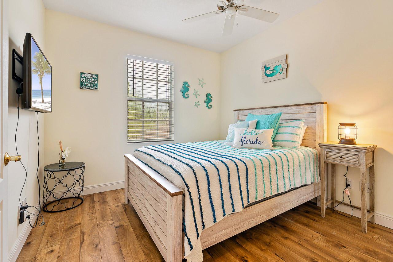 312 Legare Court Jupiter, FL 33458 - Photo 13 of 20 Guest Bedroom
