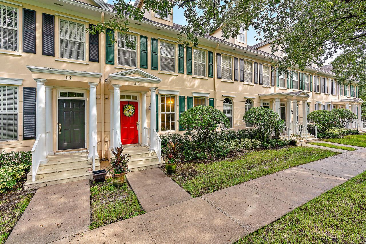 312 Legare Court Jupiter, FL 33458 - Photo 8 of 20 Front Elevation