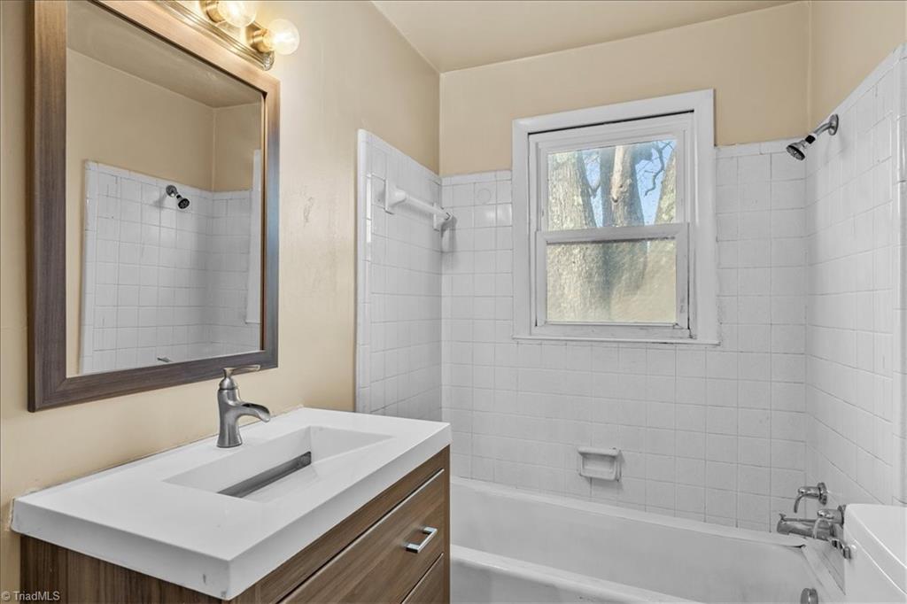 5366 Northwest School Road Summerfield, NC 27358 - Photo 20 of 44