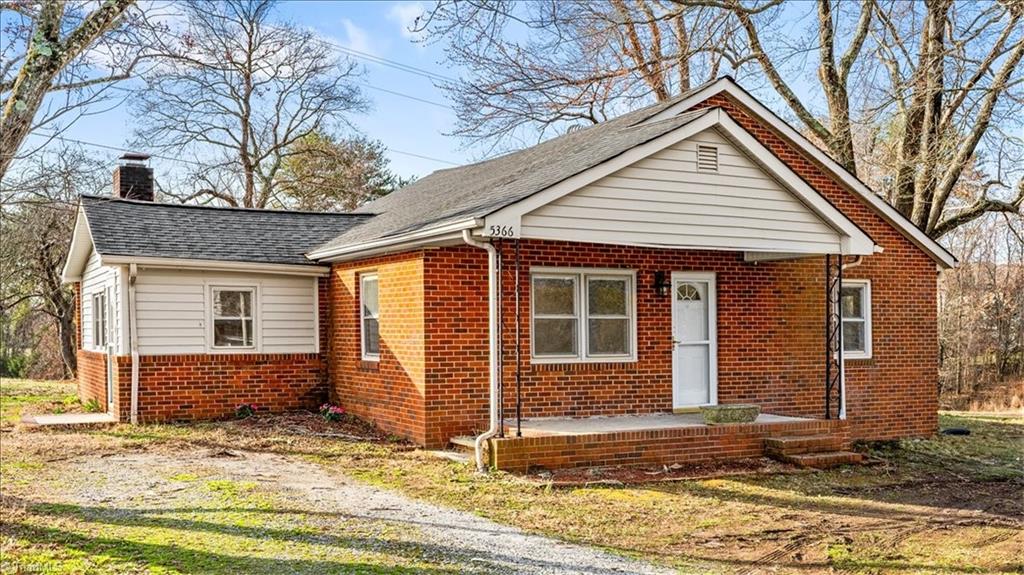 5366 Northwest School Road Summerfield, NC 27358 - Photo 2 of 44