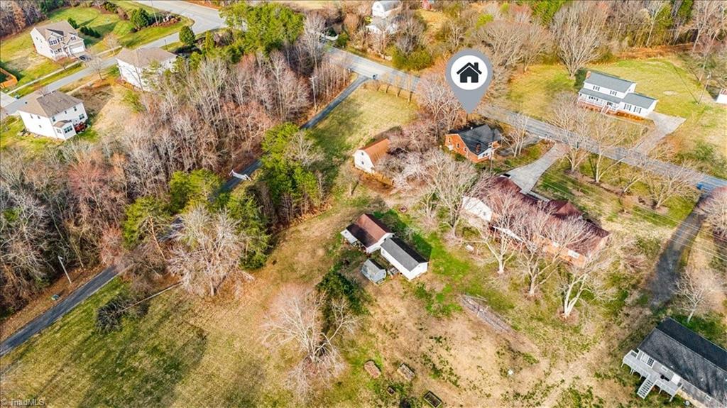 5366 Northwest School Road Summerfield, NC 27358 - Photo 37 of 44