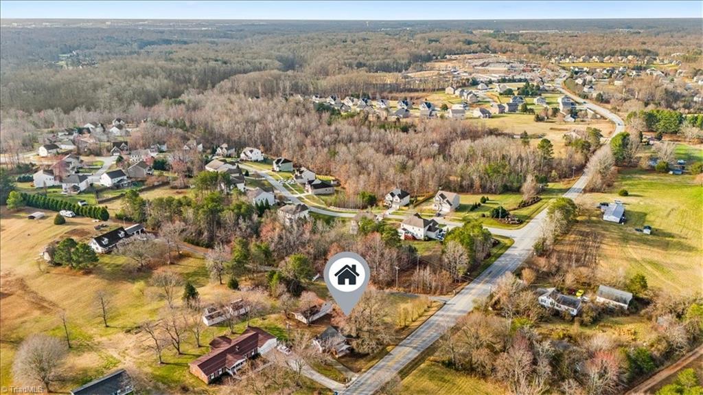 5366 Northwest School Road Summerfield, NC 27358 - Photo 41 of 44