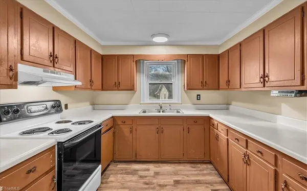 $229,000 | 5366 Northwest School Road, Summerfield, NC 27358