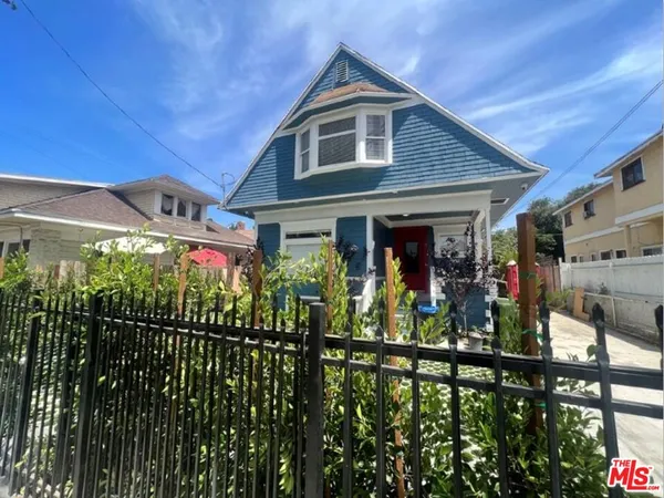 $4,800 | 1383 West 23rd Street, Unit 1381, Los Angeles, CA 90007