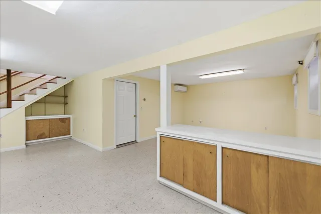 a picture of a very nice looking living room