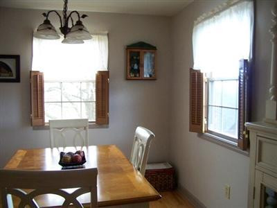 660 Right Angle Road Winchester, KY 40391 - Photo 14 of 49 Dining area-lots of natural lightin