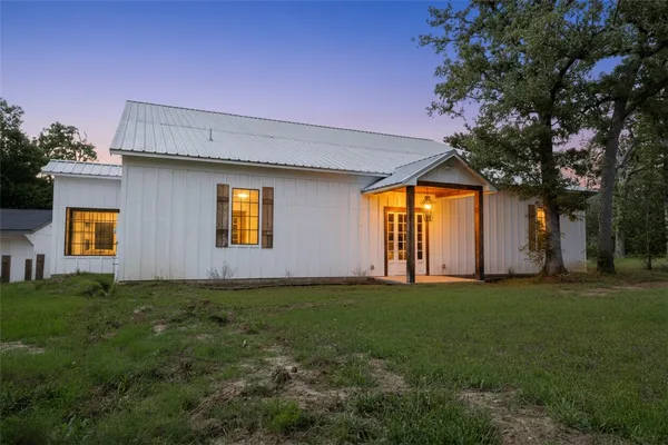 $495,000 | 306 Tanglewood Lane, Somerville, TX 77879