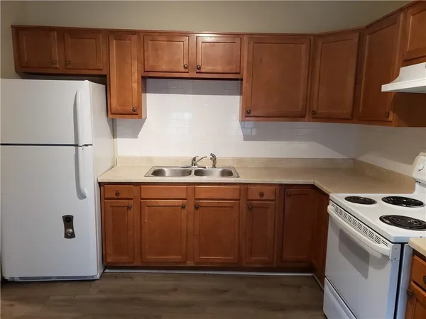 $2,400 | 36 Berkshire Street, Rochester, NY 14607