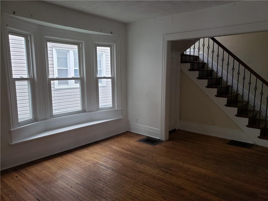 36 Berkshire Street Rochester, NY 14607 - Photo 5 of 15