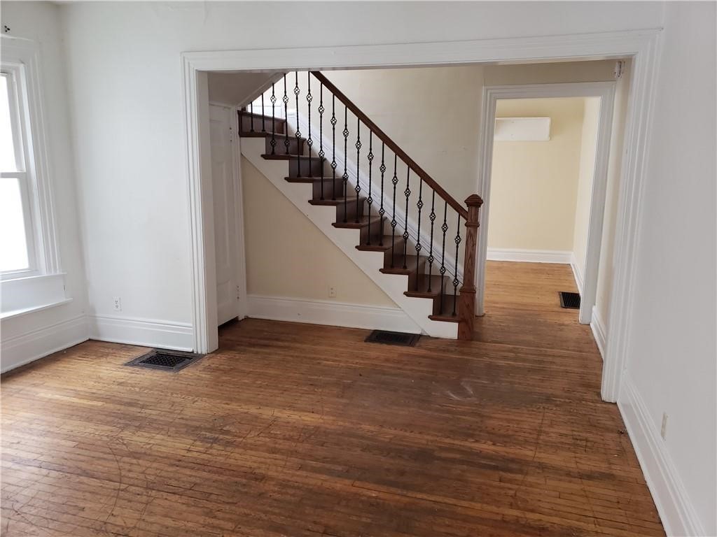 36 Berkshire Street Rochester, NY 14607 - Photo 6 of 15