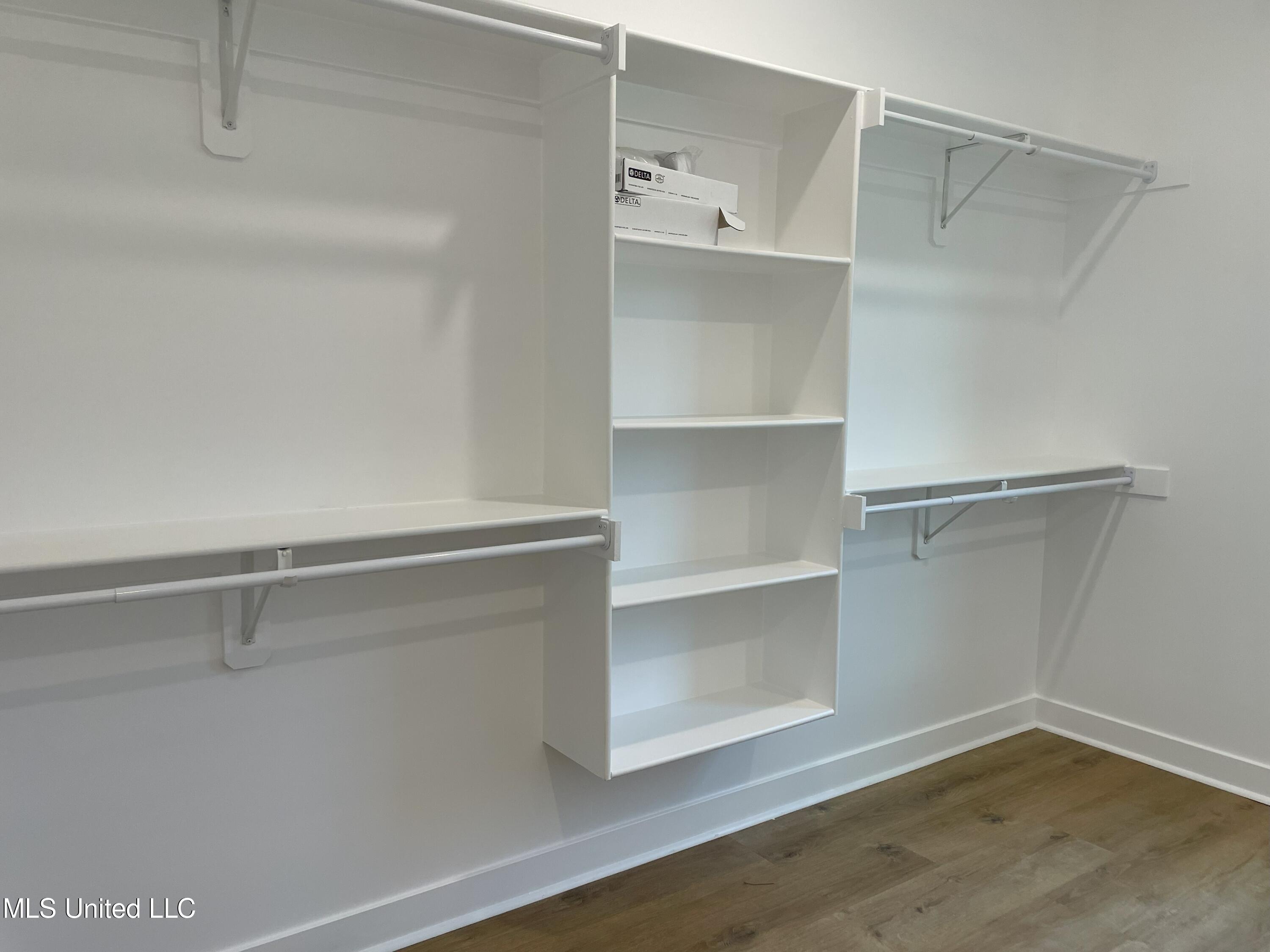 9092 Bennett Trail Hernando, MS 38632 - Photo 12 of 18 Primary Closet