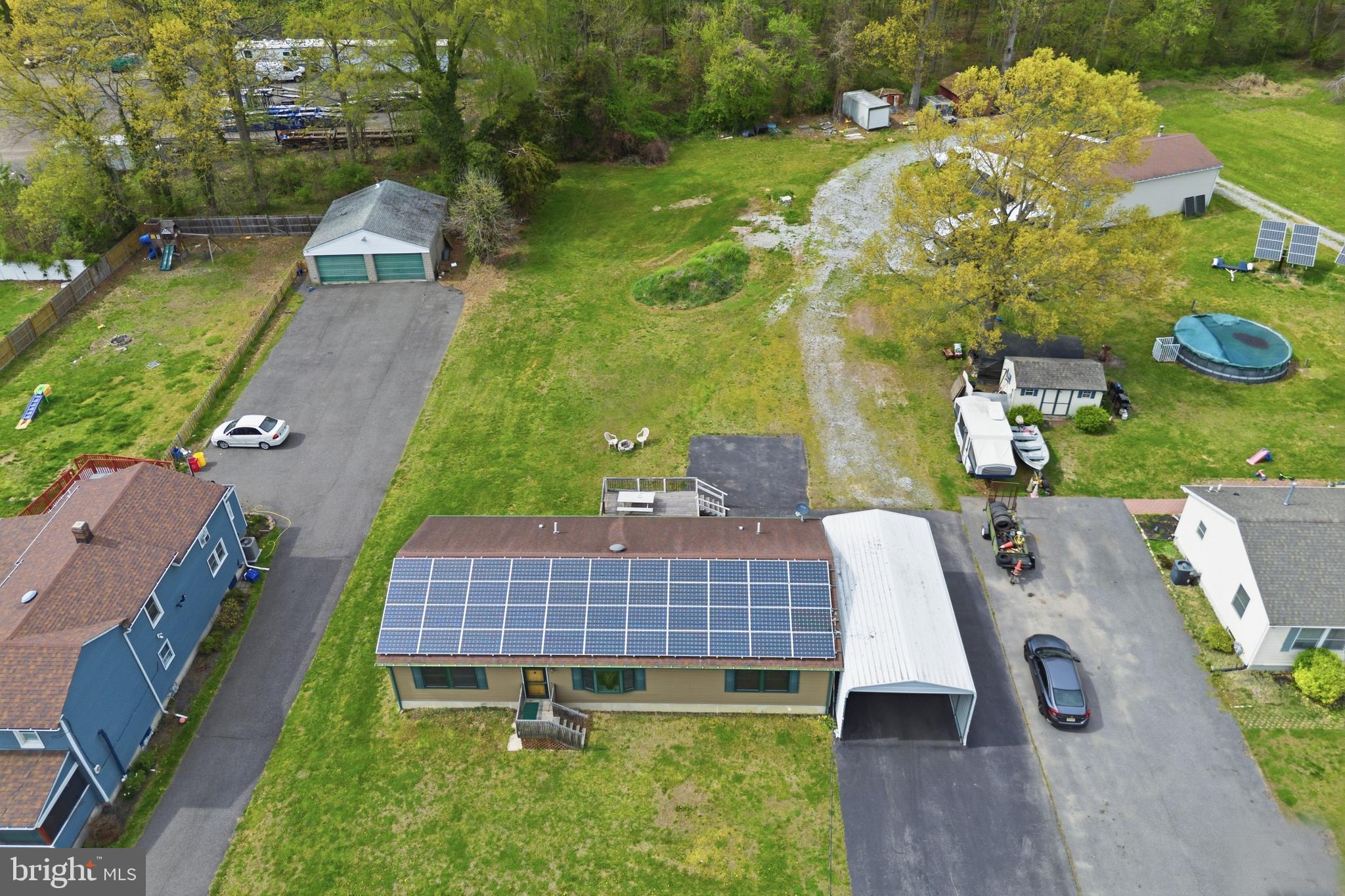 38 North Dupont Road Carneys Point, NJ 08069 - Photo 2 of 29