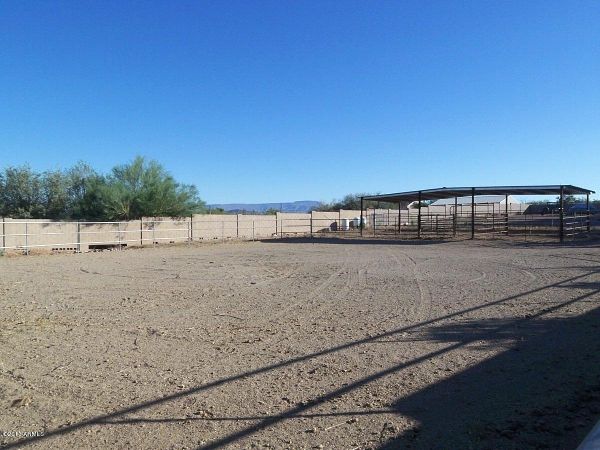 1732 West Maddock Road Phoenix, AZ 85086 - Photo 19 of 25 Equestrian 2