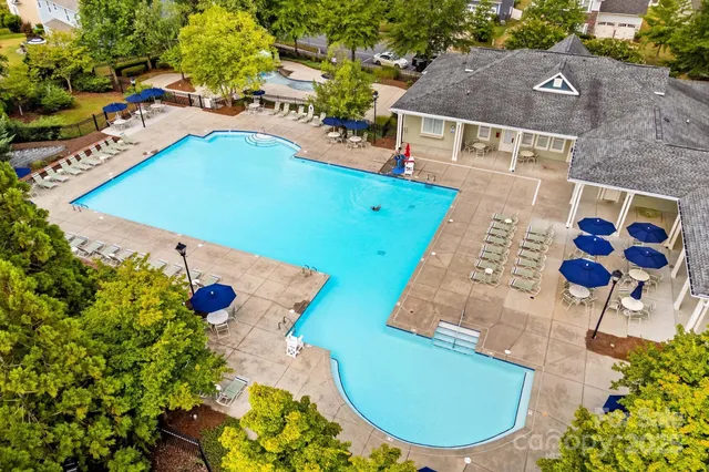 $320,000 | 15879 Sharon Dale Drive, Davidson, NC 28036