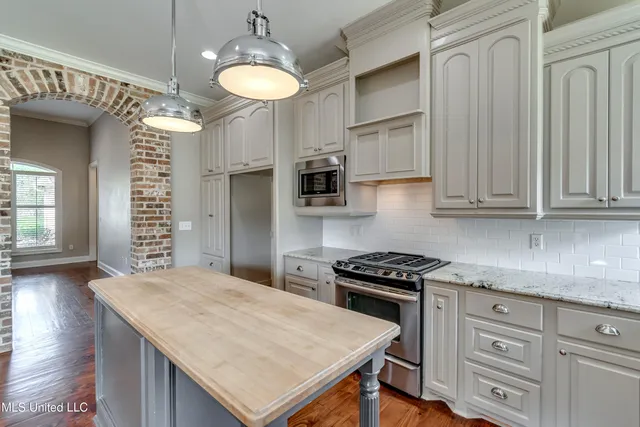 $342,000 | 261 Bellamy Court, Flowood, MS 39232