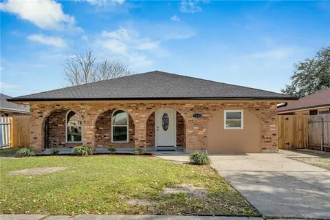 $240,000 | 7533 Mayo Road, New Orleans, LA 70126