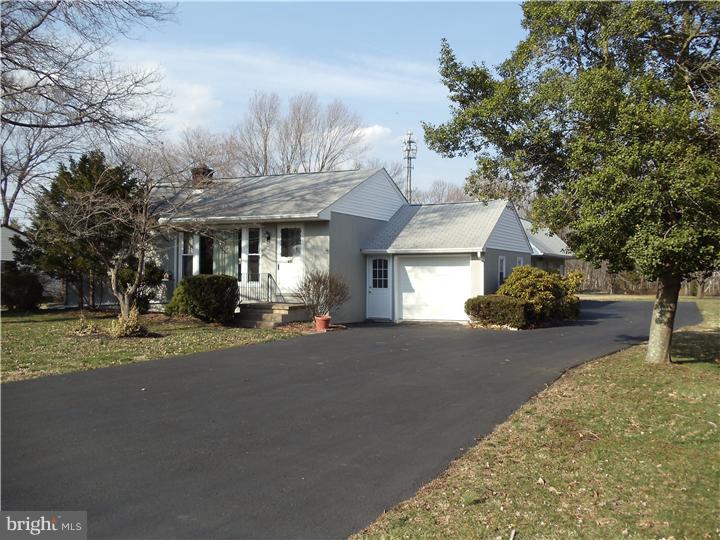 451 Wells Road Doylestown, PA 18901 - Photo 2 of 10 Exterior