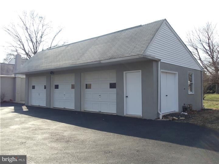 451 Wells Road Doylestown, PA 18901 - Photo 4 of 10 Garage