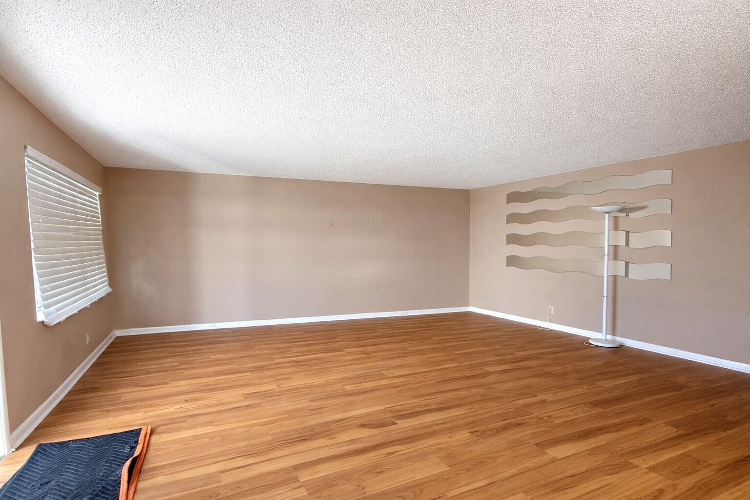 1071 Exeter Boca Raton, FL 33434 - Photo 4 of 13 1071 011B