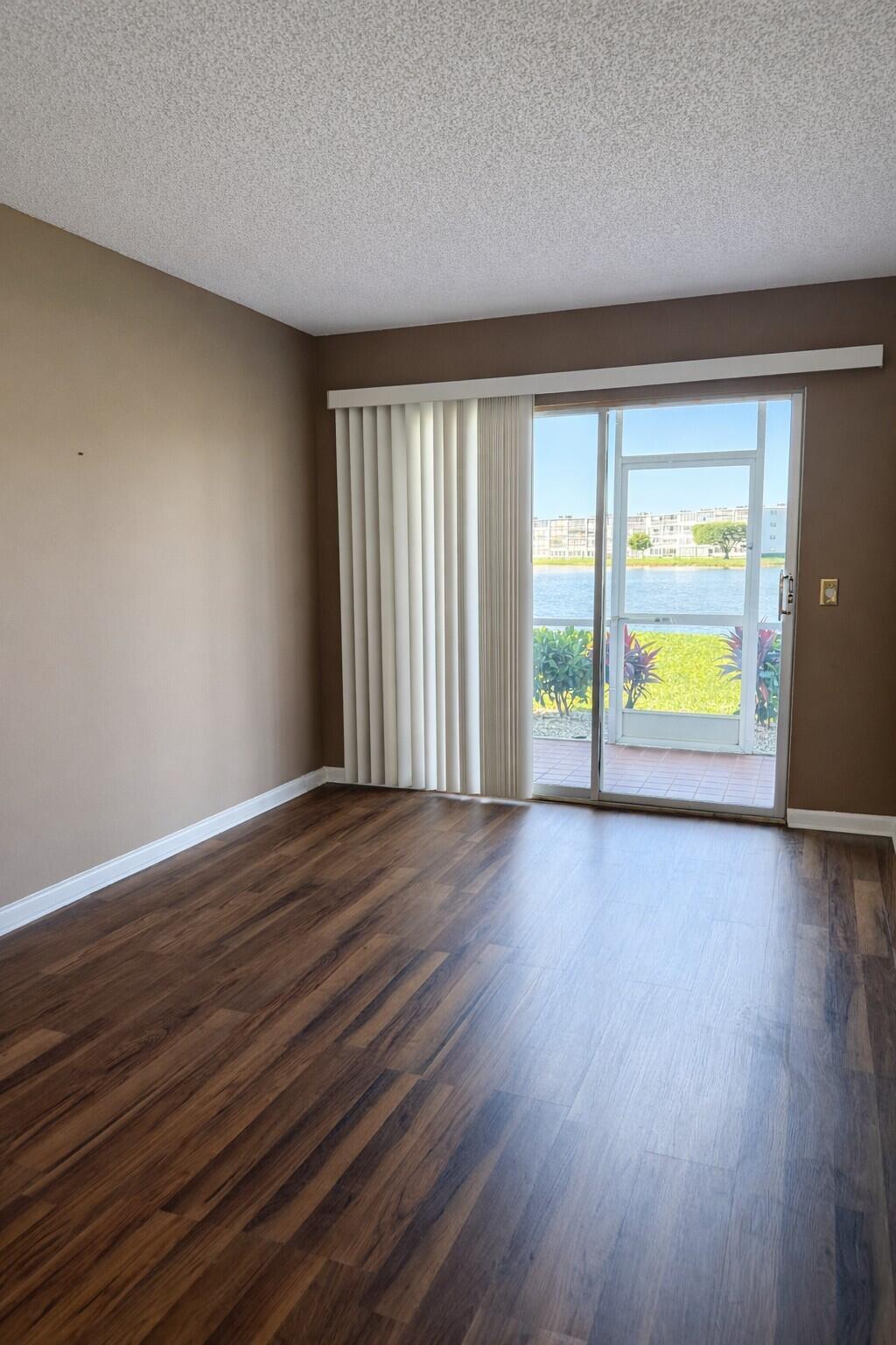 1071 Exeter Boca Raton, FL 33434 - Photo 7 of 13 1071 003B