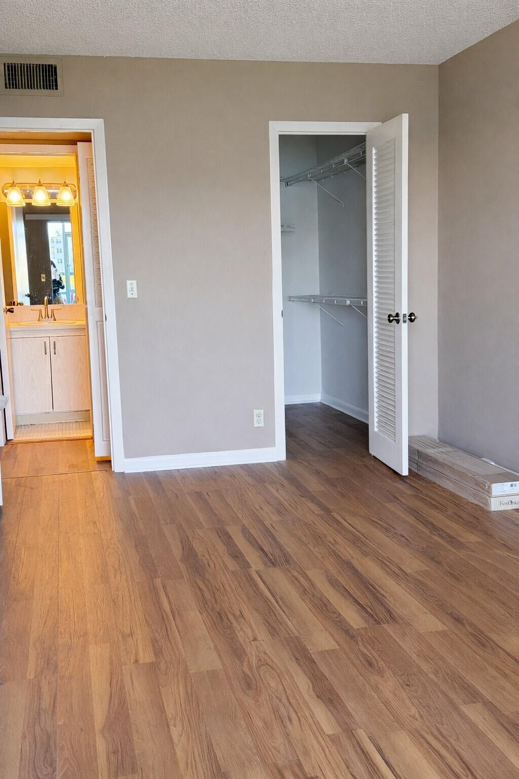 1071 Exeter Boca Raton, FL 33434 - Photo 9 of 13 1071 007B