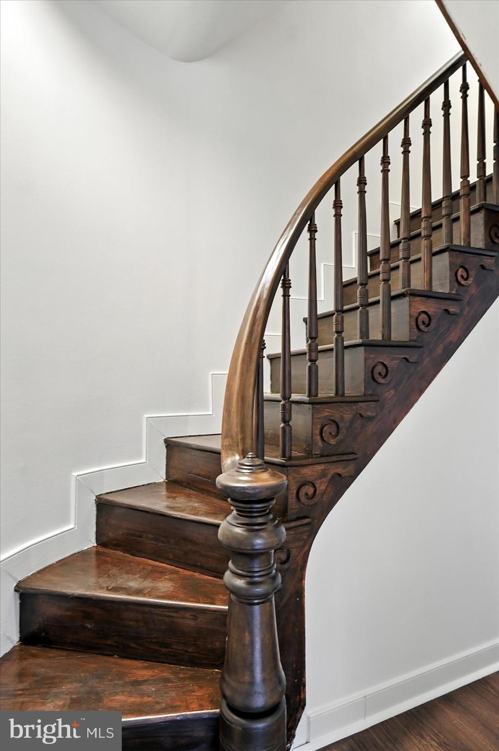 416 Mosher Street Baltimore, MD 21217 - Photo 14 of 38 a view of entryway