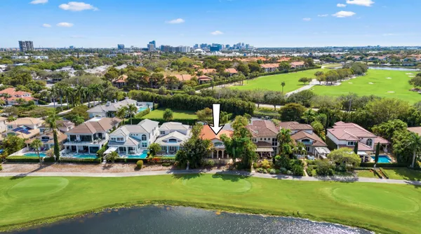 $6,900 | 2055 Regents Boulevard, West Palm Beach, FL 33409