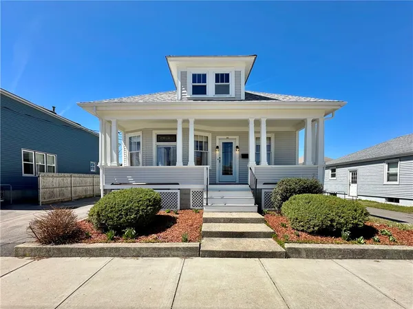 $390,000 | 44 Bellevue Avenue, Pawtucket, RI 02861