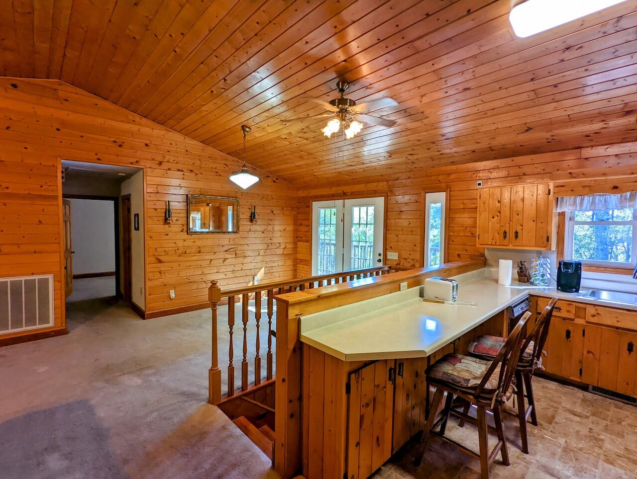 974 Iron Ridge Road Rocky Mount, VA 24151 - Photo 12 of 46 PXL_20231012_1917423752