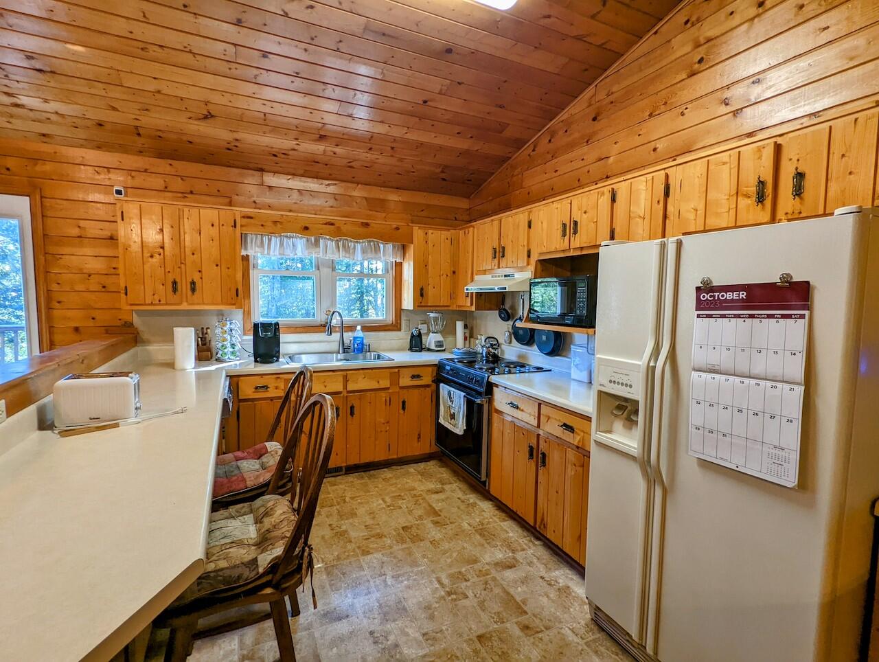 974 Iron Ridge Road Rocky Mount, VA 24151 - Photo 16 of 46 PXL_20231012_1920160012