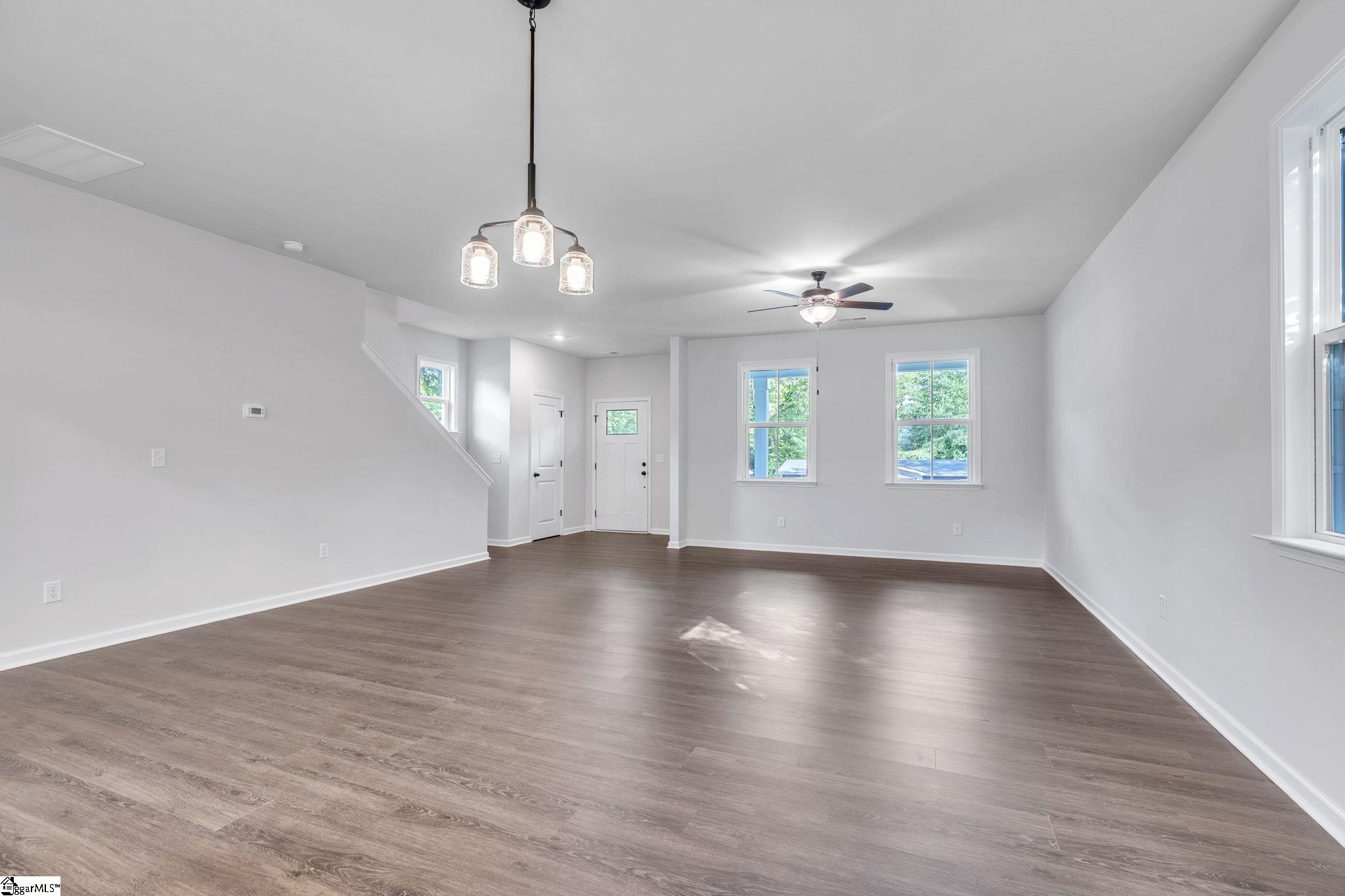 7 Power Street Greenville, SC 29611 - Photo 3 of 31