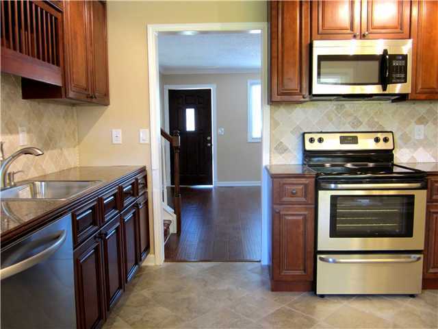 5369 Refugee Road Columbus, OH 43232 - Photo 11 of 25 Gallery Image 11