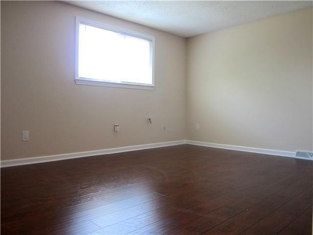 5369 Refugee Road Columbus, OH 43232 - Photo 16 of 25 Gallery Image 16