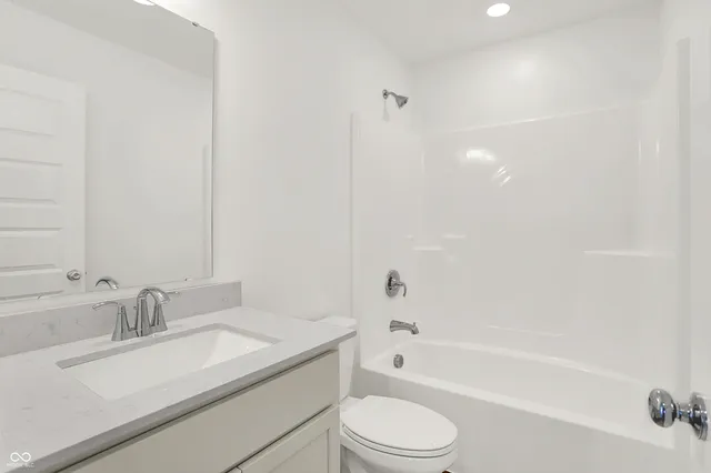 $340,340 | 5875 Farwell Avenue, Plainfield, IN 46168