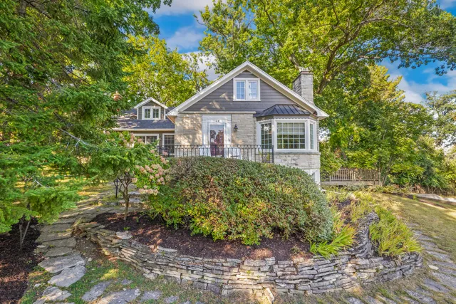 $1,850,000 | 24 Upper Loch Vista Drive, Williams Bay, WI 53191