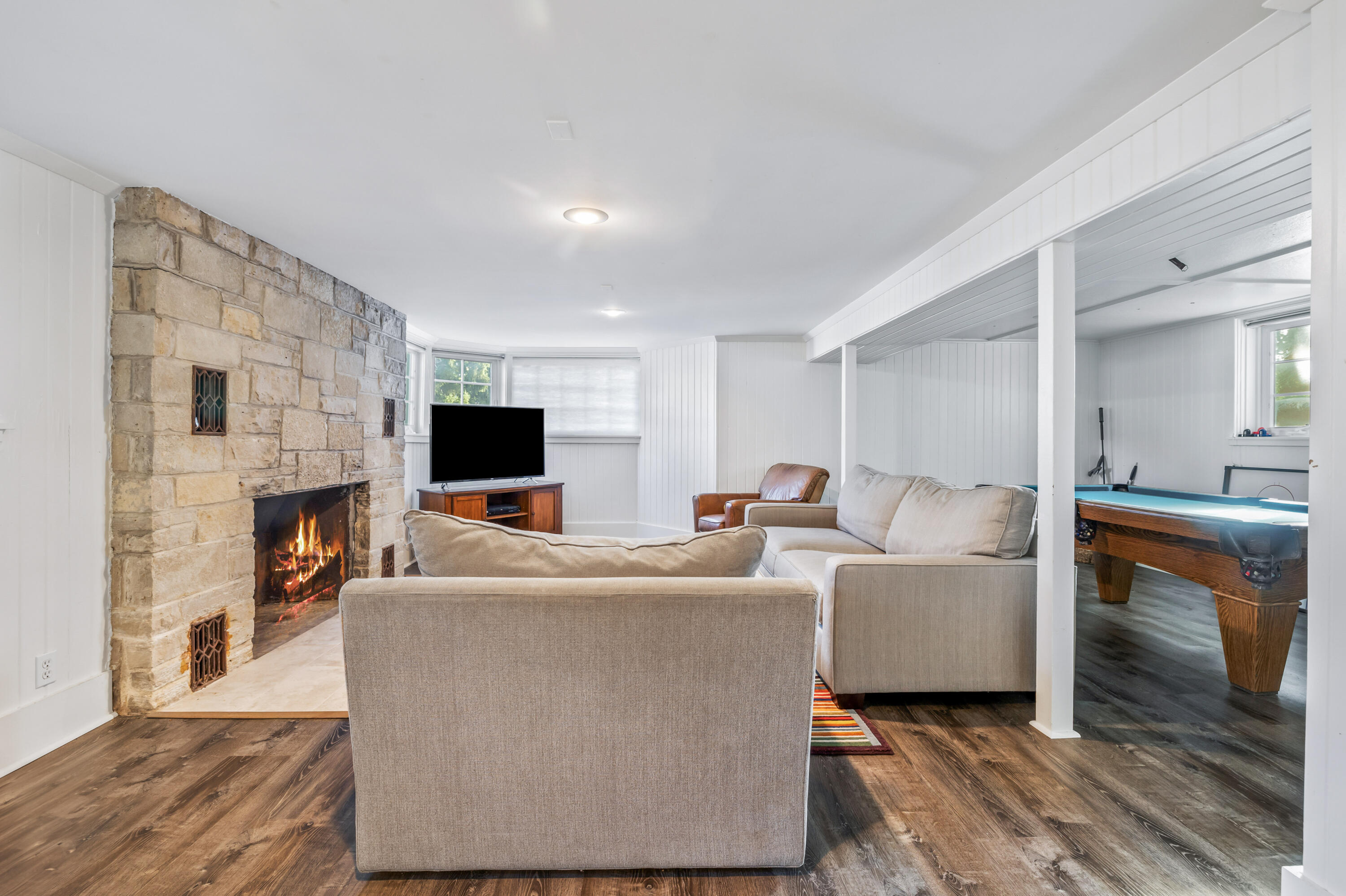 24 Upper Loch Vista Drive Williams Bay, WI 53191 - Photo 19 of 28 Family Room