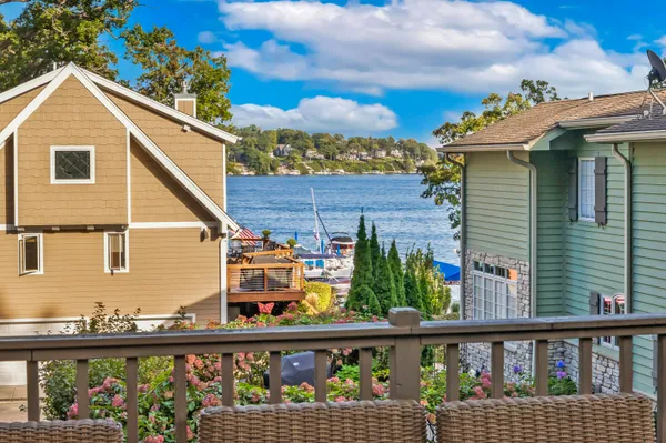 $1,695,000 | 24 Upper Loch Vista Drive, Williams Bay, WI 53191