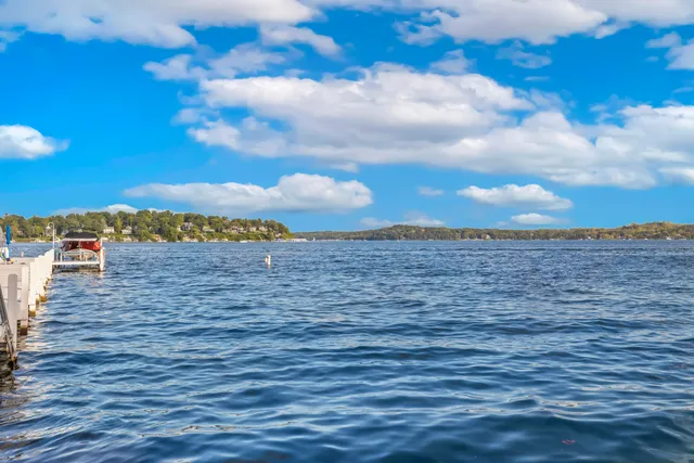 $1,850,000 | 24 Upper Loch Vista Drive, Williams Bay, WI 53191