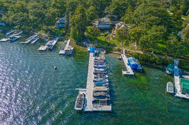 $1,850,000 | 24 Upper Loch Vista Drive, Williams Bay, WI 53191