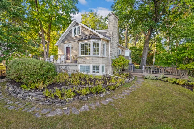 $1,850,000 | 24 Upper Loch Vista Drive, Williams Bay, WI 53191