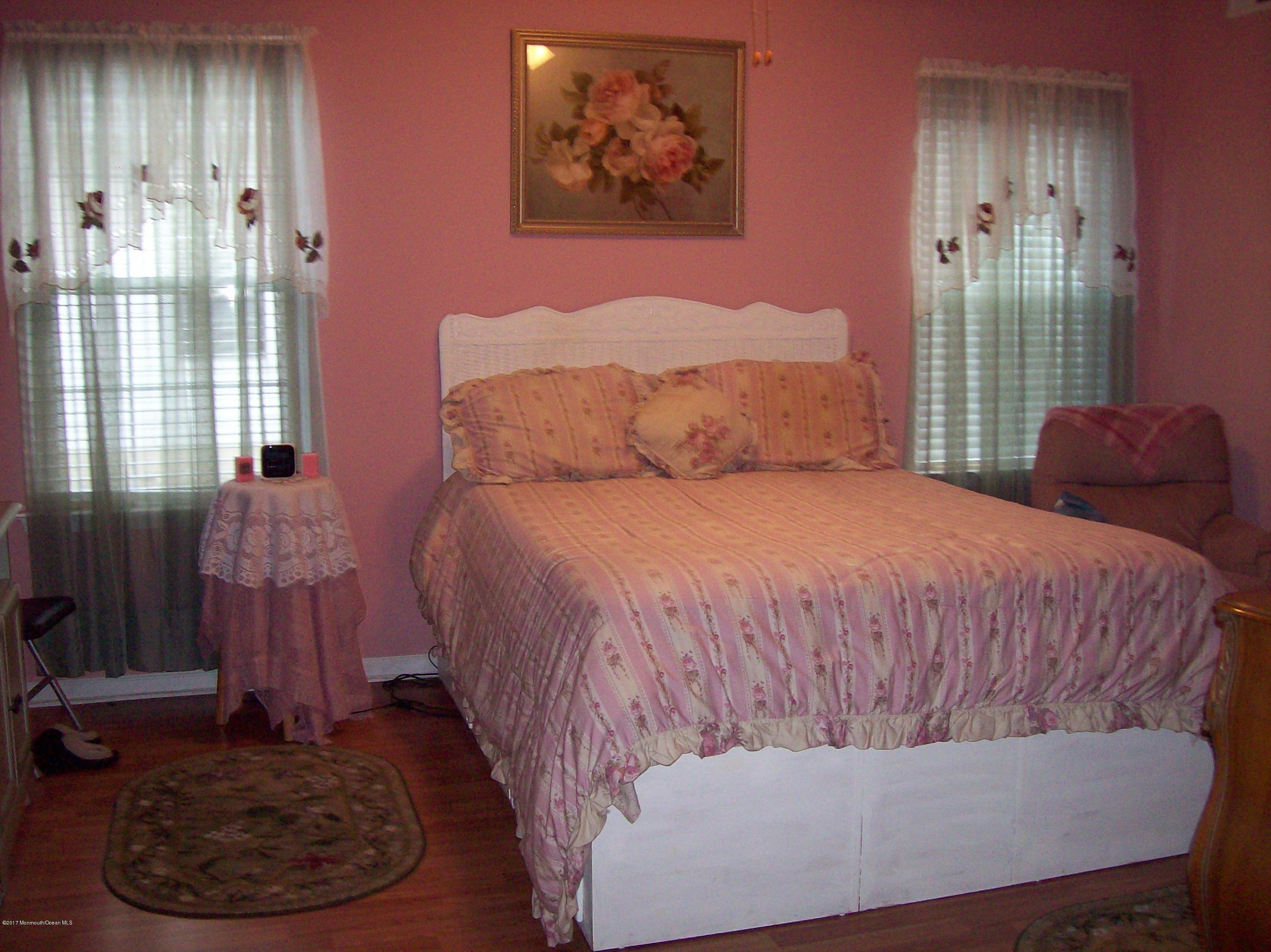 26 Drayton Road Manchester Township, NJ 08759 - Photo 15 of 34 26 Drayton 032