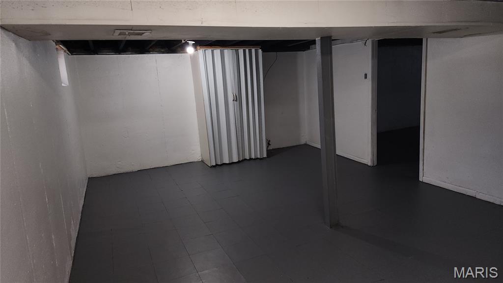 8115 Myrick Street Berkeley, MO 63134 - Photo 11 of 15